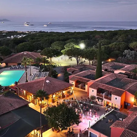 База отдыха Village De - Le Sentier Des Pins