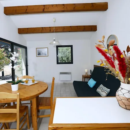 Village De - Le Sentier Des Pins 3*