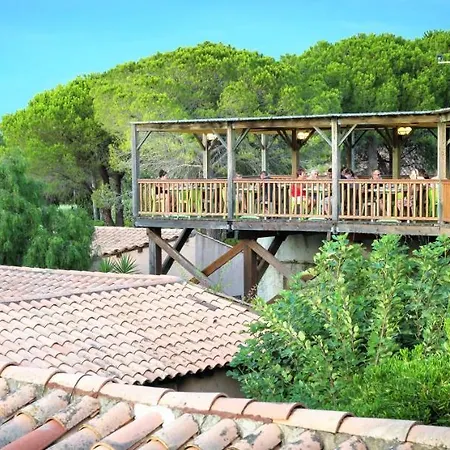 Aldeamento Turístico Village De - Le Sentier Des Pins