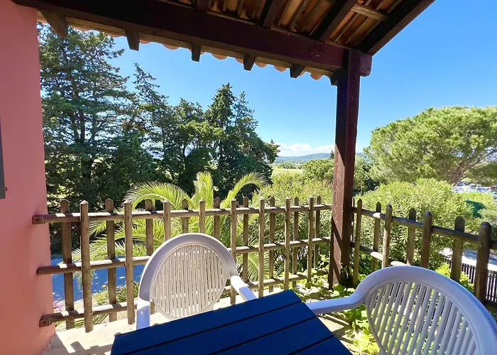 Village De - Le Sentier Des Pins 3*