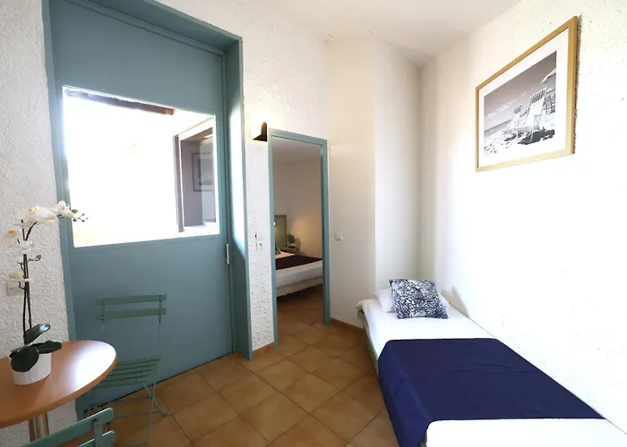 Πάρκο διακοπών Village De - Le Sentier Des Pins 3*